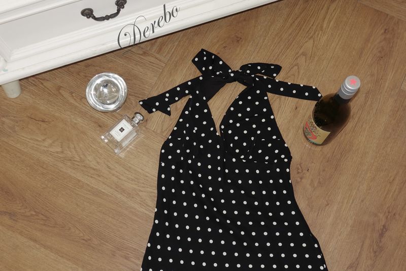 dot halter-neck sleeveless V-neck long dress