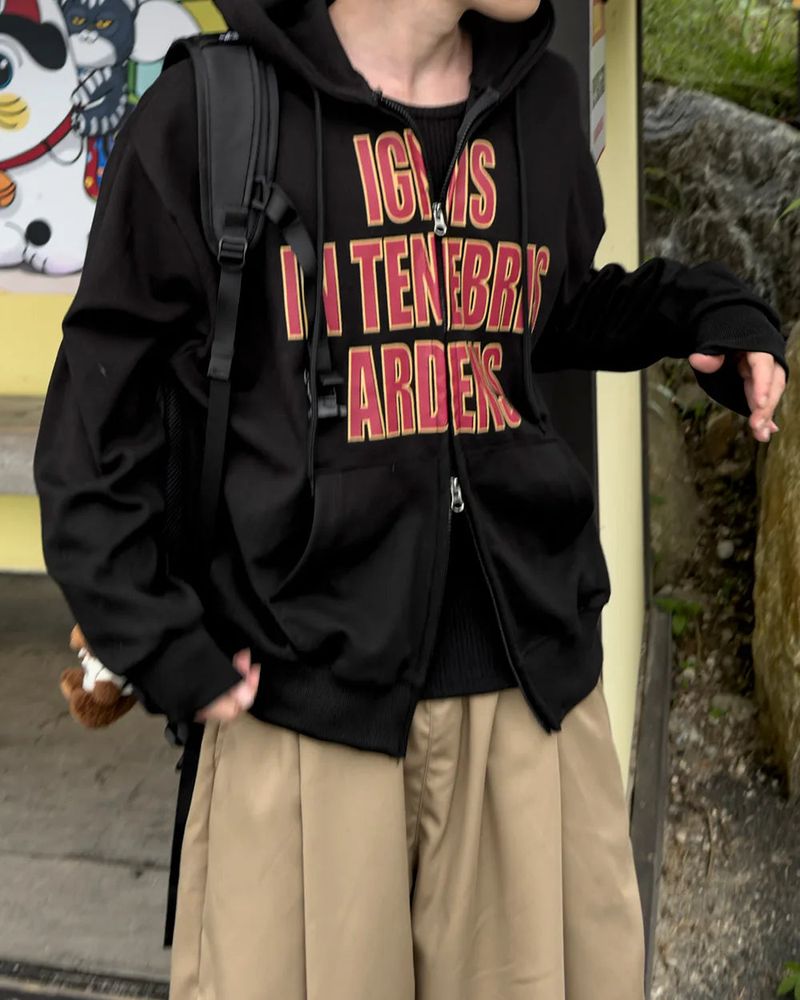 Ignel Lettering Crop Hoodie Zip-Up
