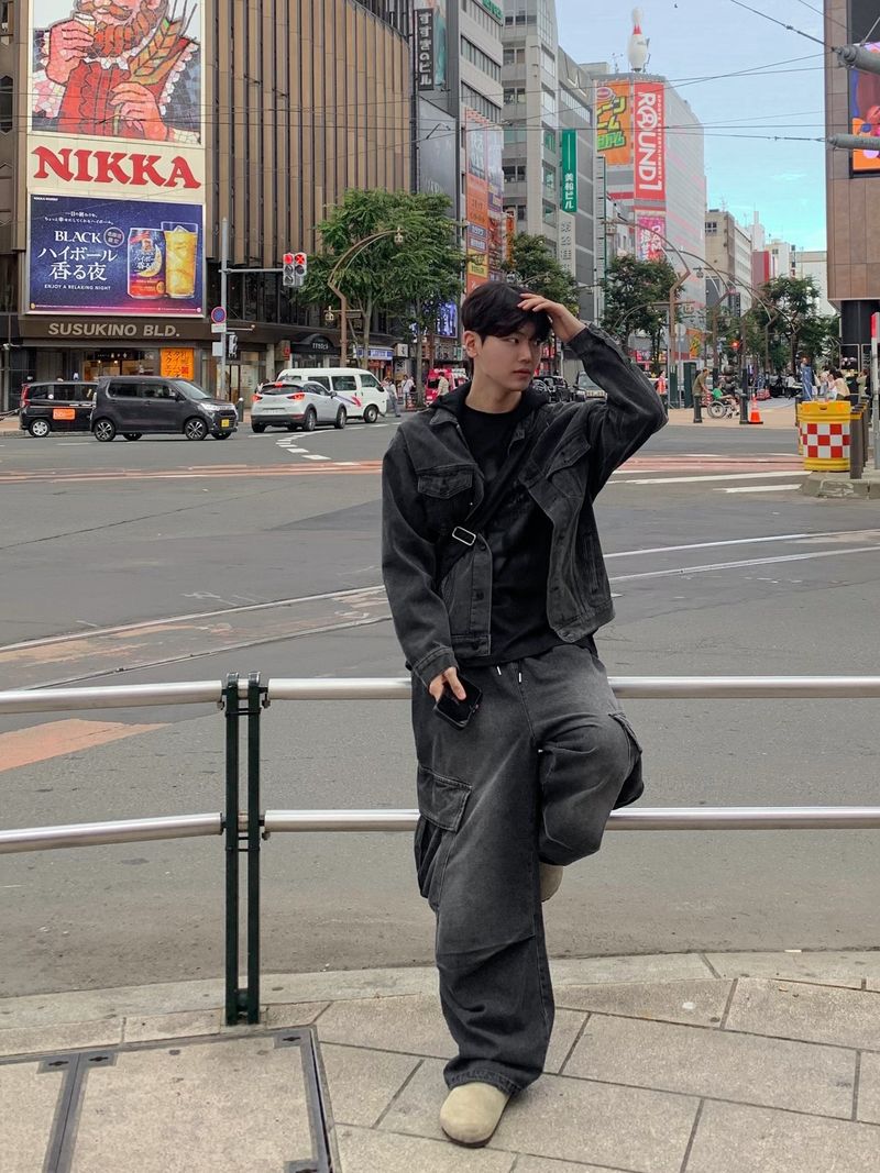 Kuro hood denim jacket