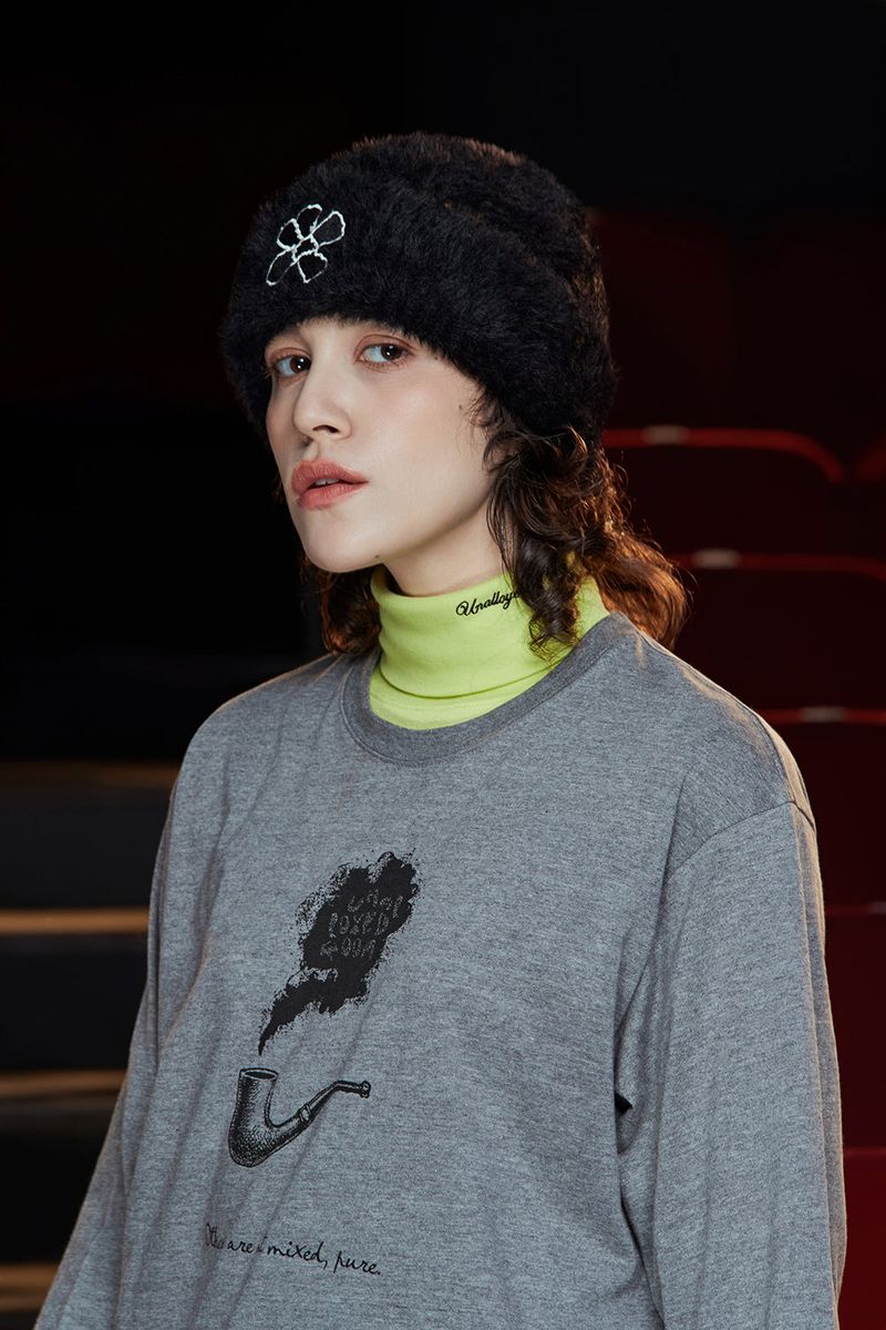 FLOWER FUR BEANIE / BLACK