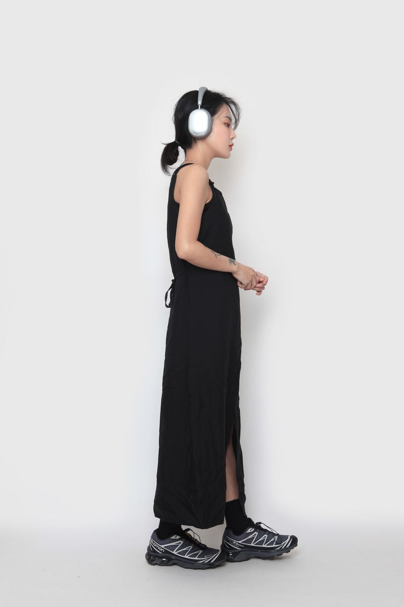 long slit sleeveless dress