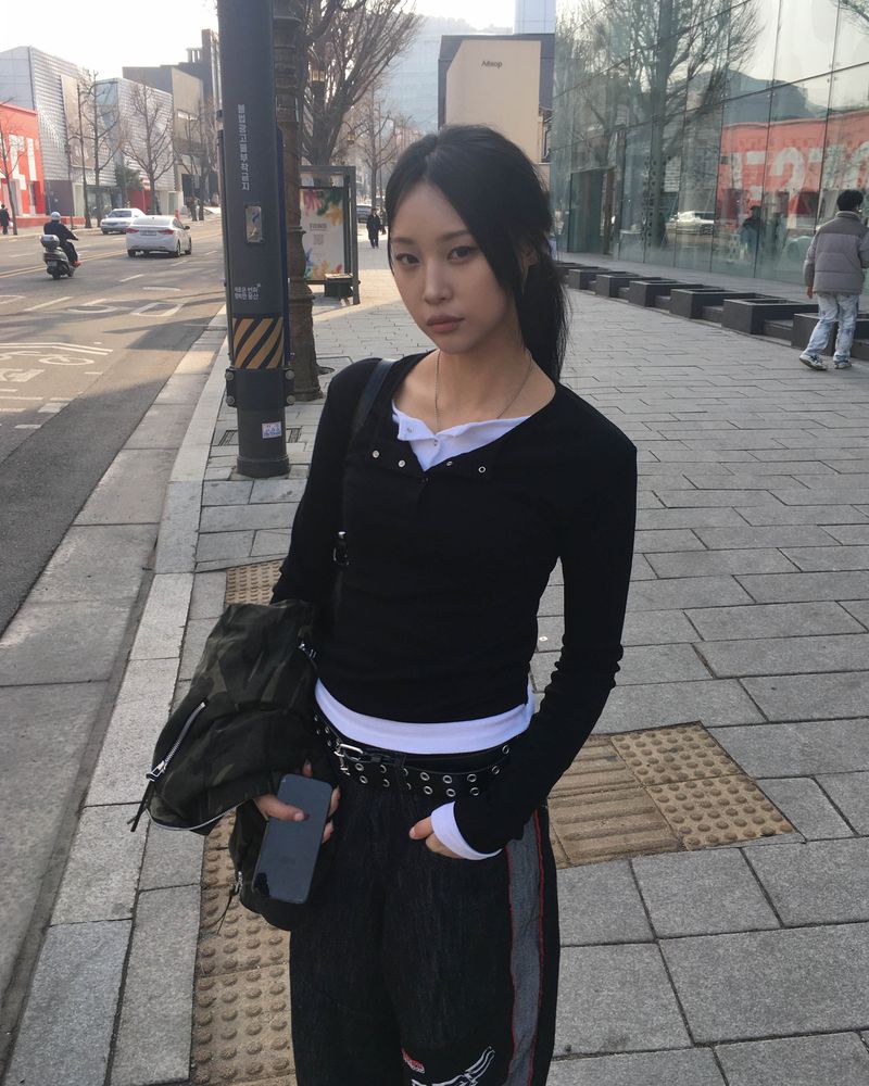 Eyelet belt