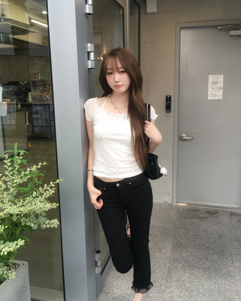 Flower layered T