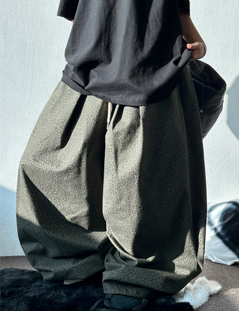 CCORTTI（コルッティ）の「5000 ソルド 🥳❤‍🔥(BABY HOPI VER)❤‍🔥 ツープレートバルーンコットンパンツ🩶🤎💚 - 4 カラーズ（パンツ）」