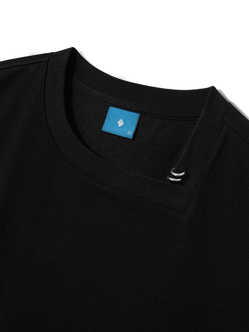 カーブネックロゴ半袖Tシャツ