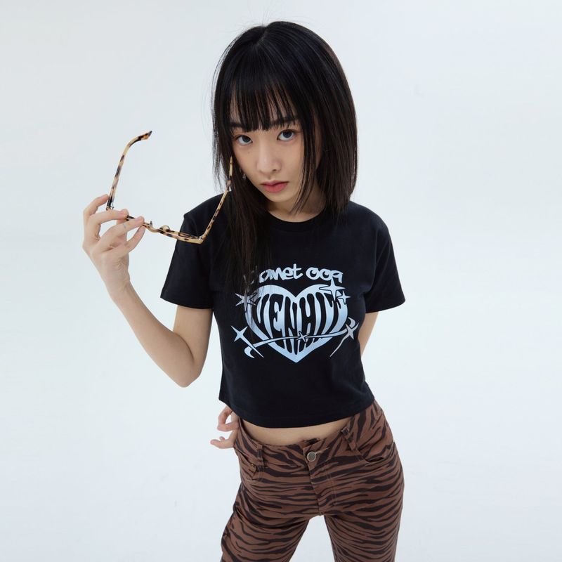 VENHIT（ベンヒット）の「PLANET METALLIC CROP T-SHIRT（Tops）」