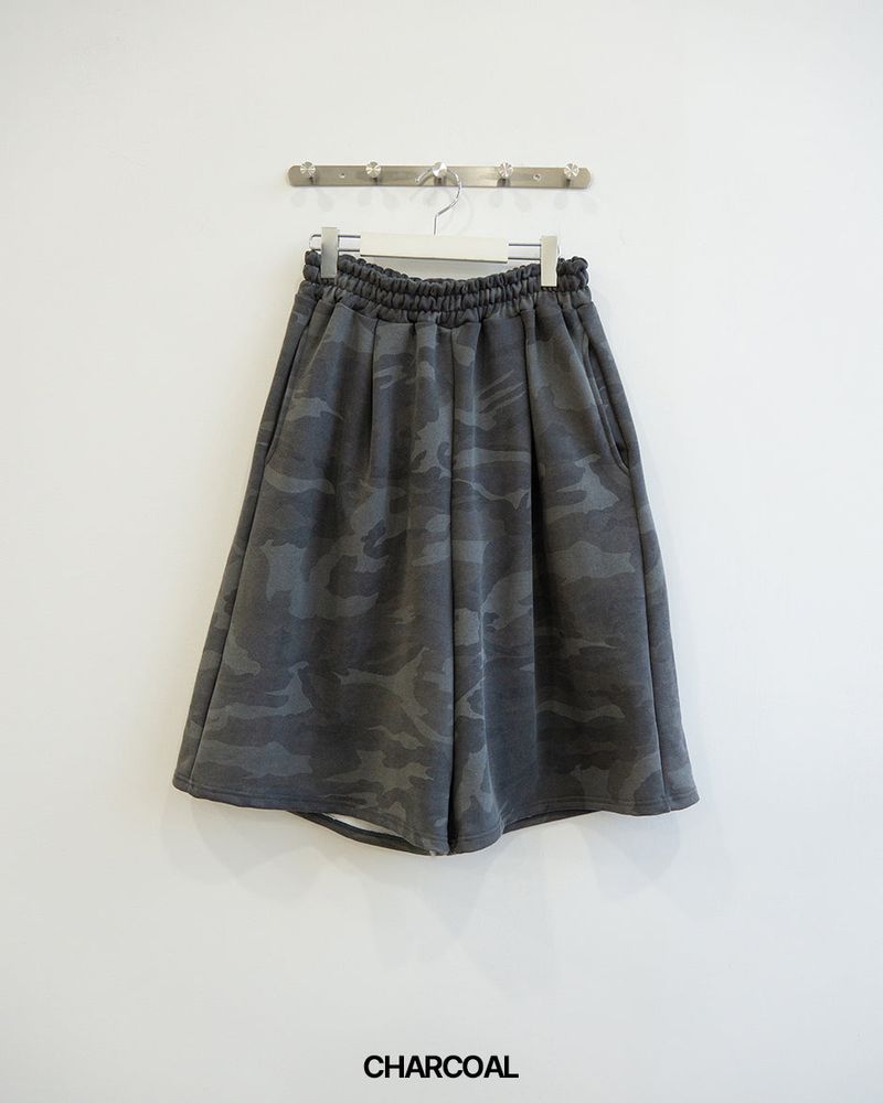 Leo Camo Bermuda Sweatpants