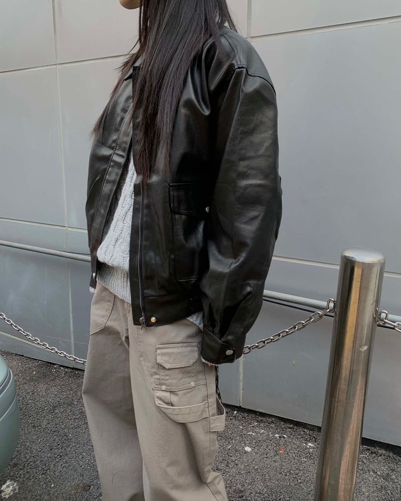Humming leather jacket