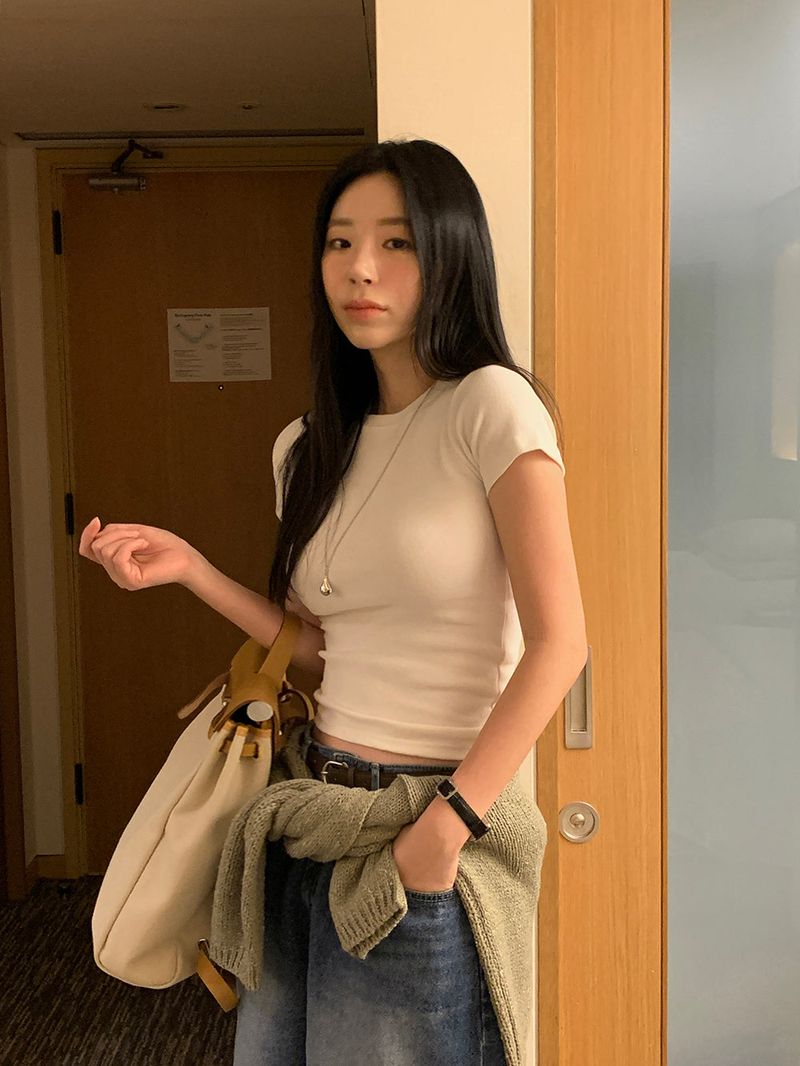 [MADE] Rieze Deep V Knit