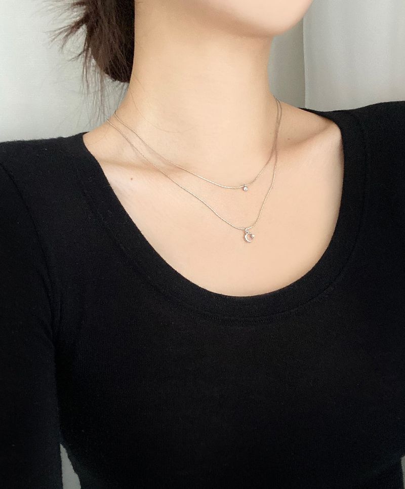 Blingmoon(ブリングムーン)の「Layered simple moon necklace(Accessories)」