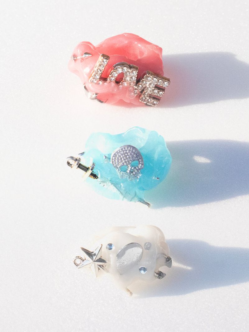 ODDiTEETH（オディティース）の「STICKY BUBBLEGUM RING (3color)（Accessories）」