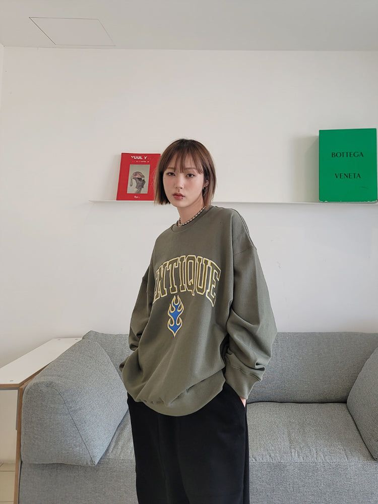 VENTIQUE(ベンティーク)の「VENTIQUE Goblin Fire Embroidery mtm 3color(Tops)」