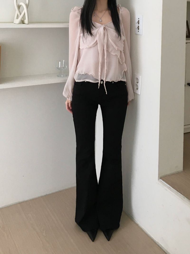 cheek ribbon blouse (2 colors)