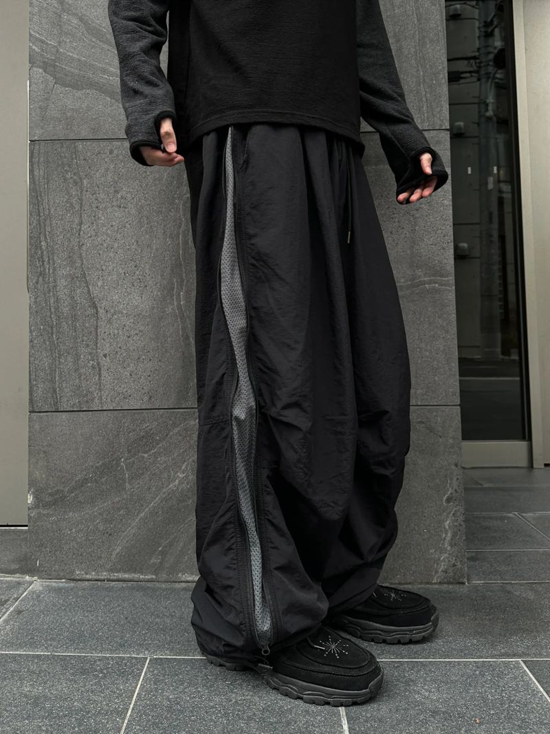 WHAT A LOOK（ワット ア ルック）の「ジェットサイドジッパーワイドバルーンパンツ（パンツ）」