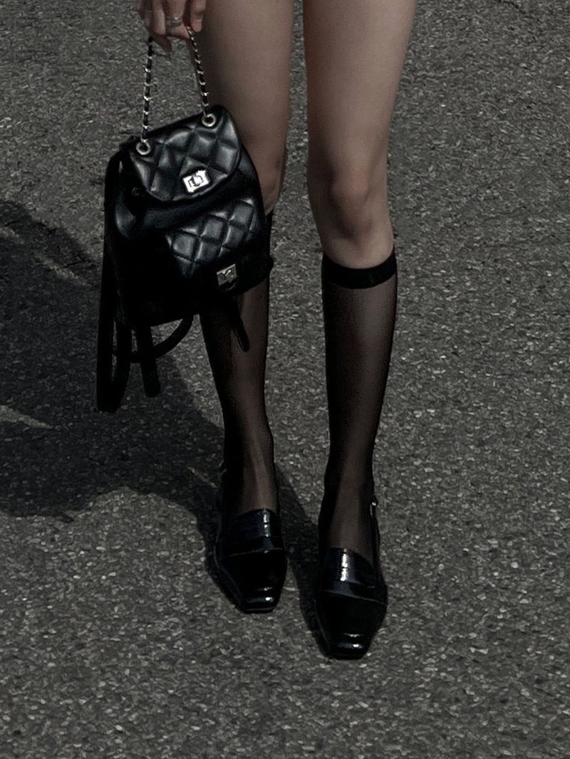 Black Enamel Semi Square Geek Chic Slingback (Black)