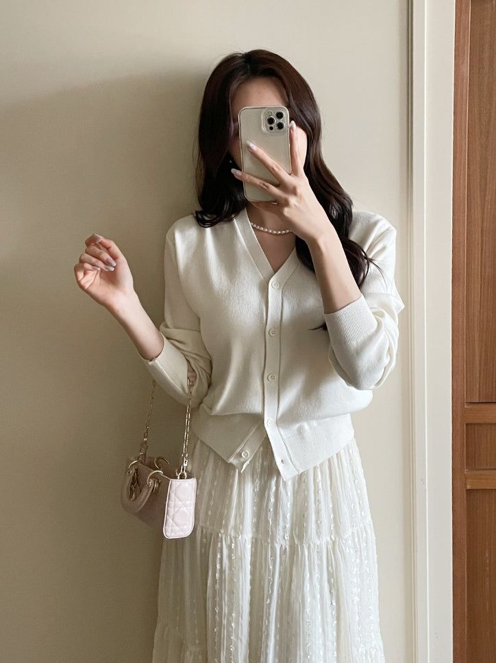 iam mari（アイアム マリ）の「Lensi V-neck basic knit cardigan（Tops）」