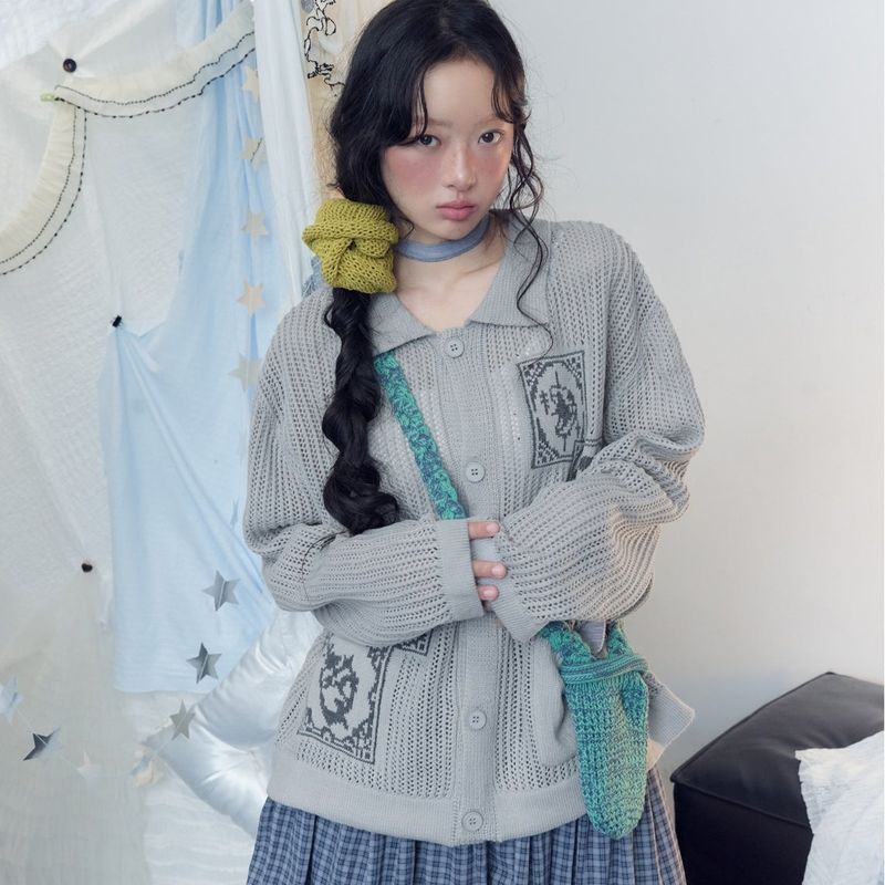 La mode MAQI（ラ モード マキ）の「Y2Kピクセル ジャカード カラー ニット カーディガン（トップス）」
