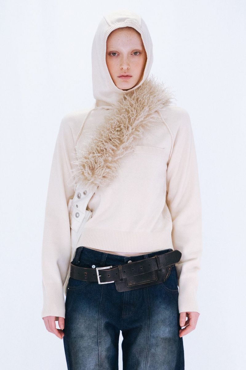 GATHER SHOULDER BAG
