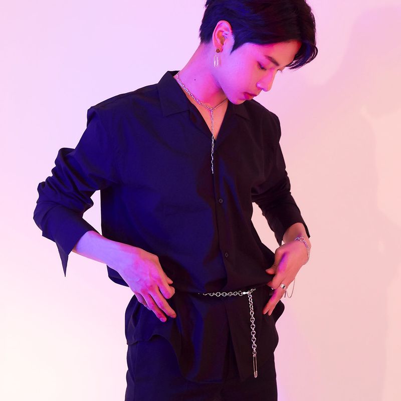 SHAPE BELT CHAIN