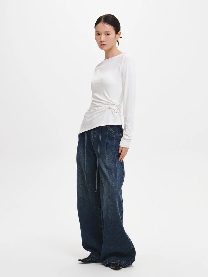 WOMAN DRAPE PIERCING T-SHIRT