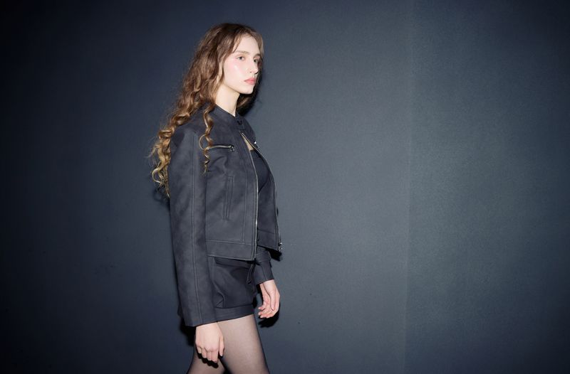 [MADE] Sober leather skirt - black
