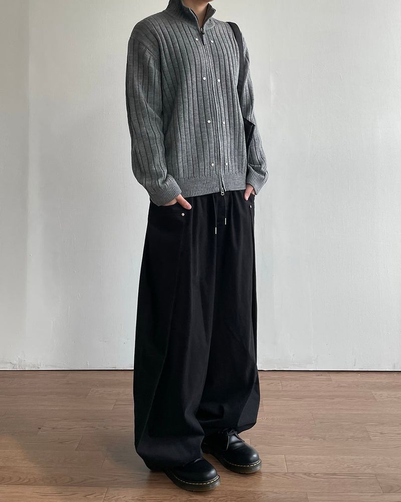 Dot Rivet Ribbed Knit Zip-up