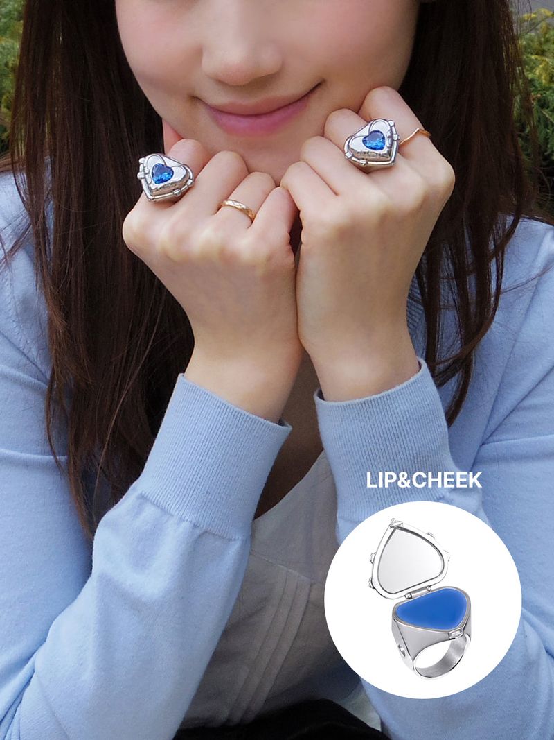 MUUN（ムーン）の「ハートロケット リップリング (Blue)（アクセサリー）」