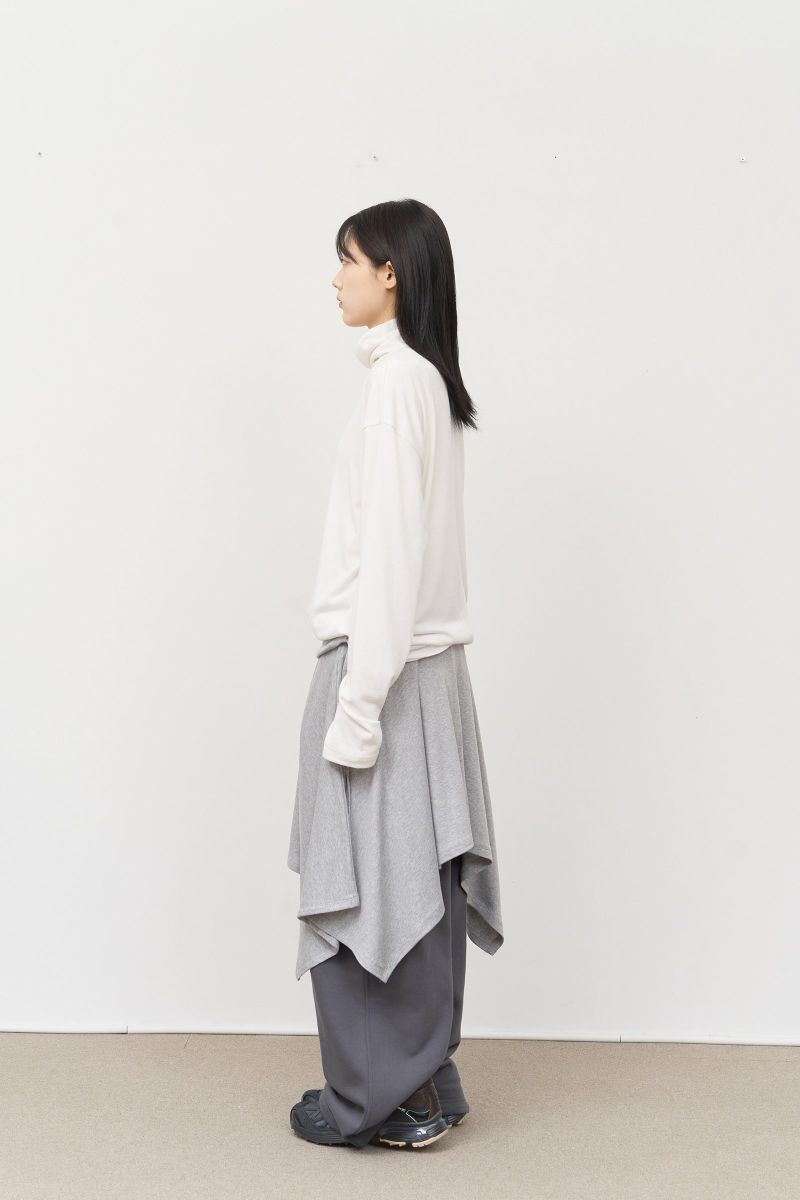(W) Rea Pintuck Sweatpants