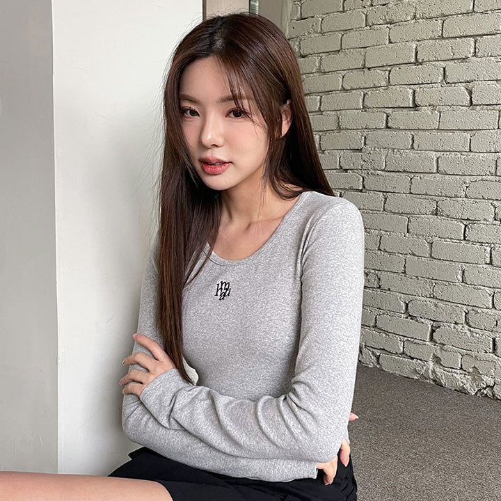 STITCH U-NECK COTTON SPAN LONG SLEEVE