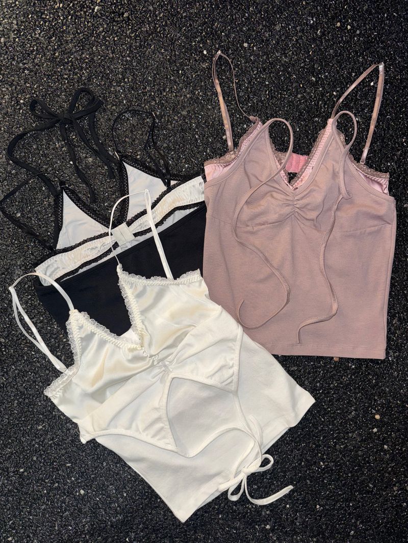  LACE SLEEVELESS TOP