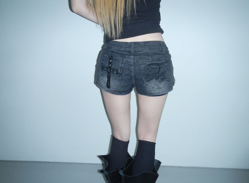 THEAIRTOWN(ザエアータウン)の「skeleton denim shorts(Pants)」