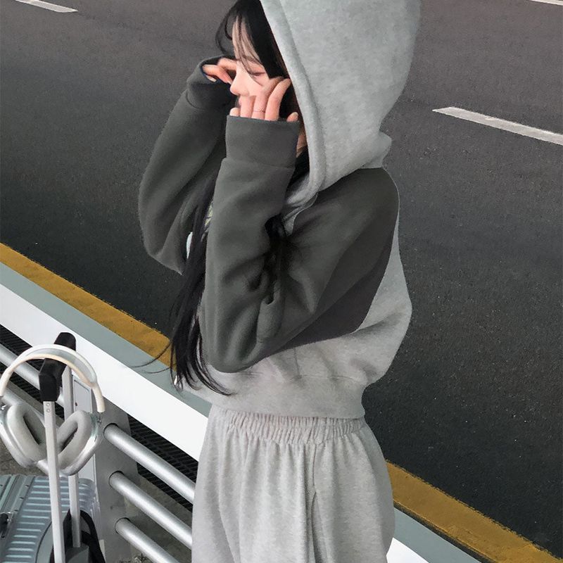 [BELLIDE MADE] Post Raglan Cropped Wool Zip-Up Hooded Zip-Up