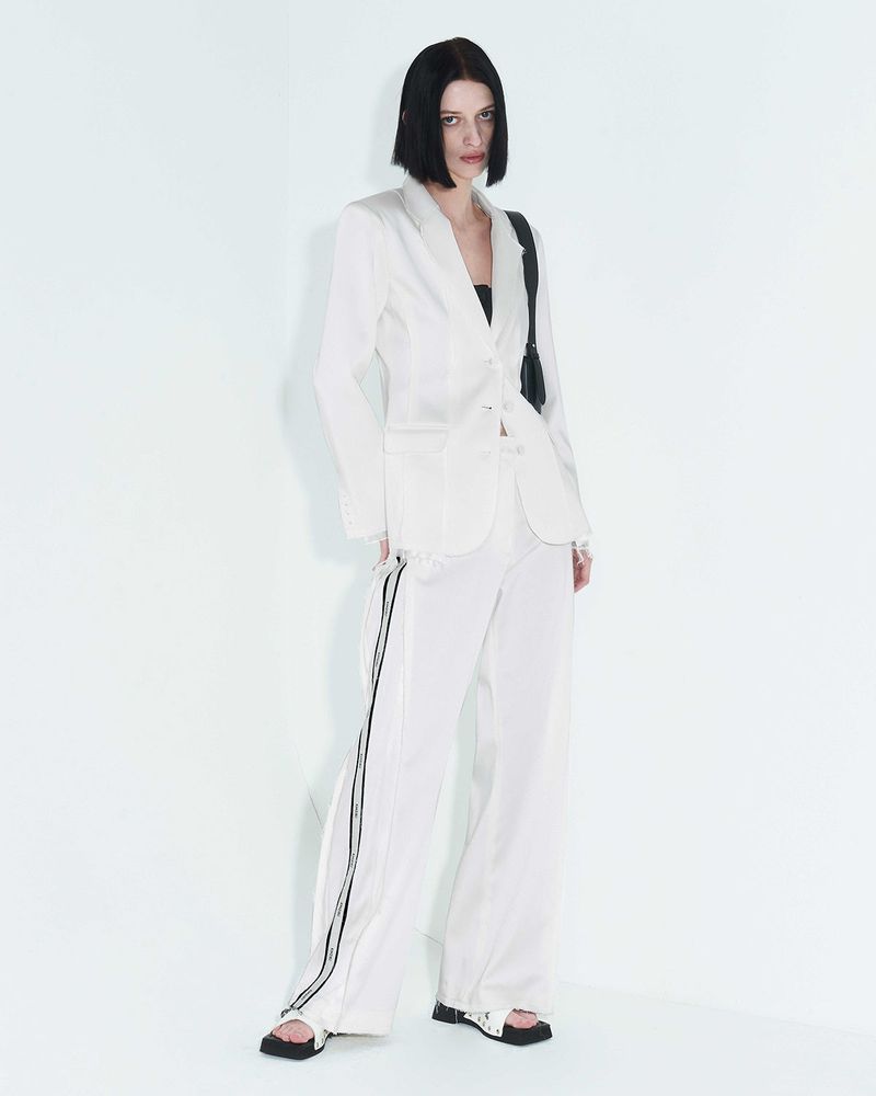[REORDER] Pleated Logo-Tape Trousers _ White