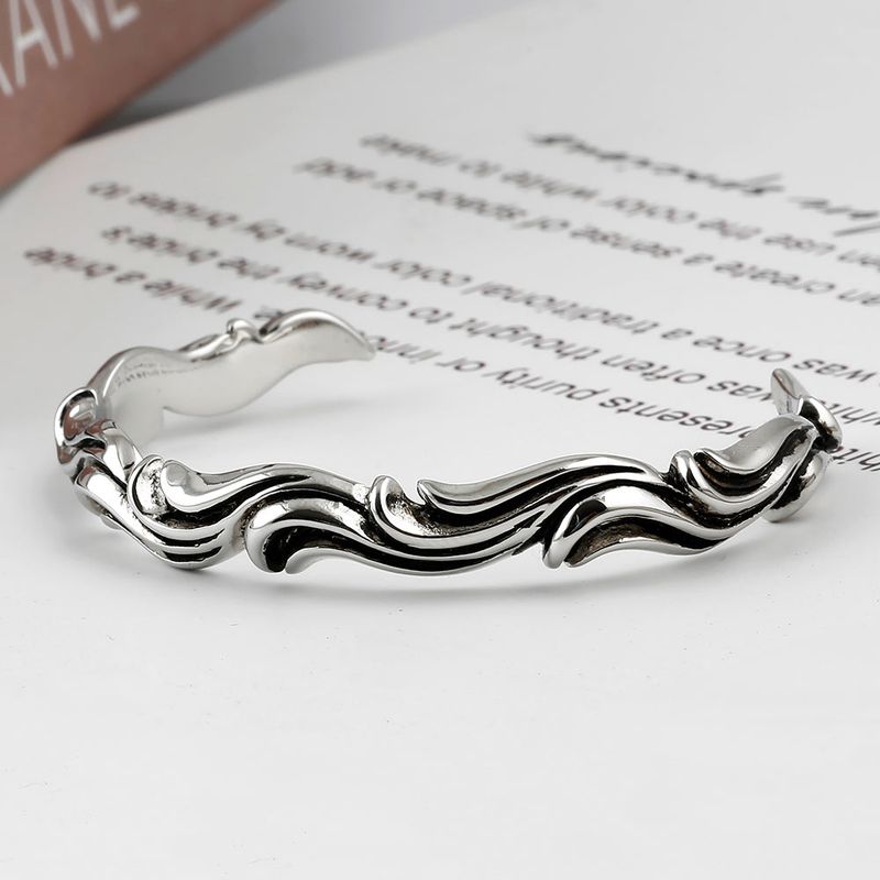 SHOVEOFF（ショーブオフ）の「SVB-193 Rough Wave Men`s Bangle Bracelet（Accessories）」