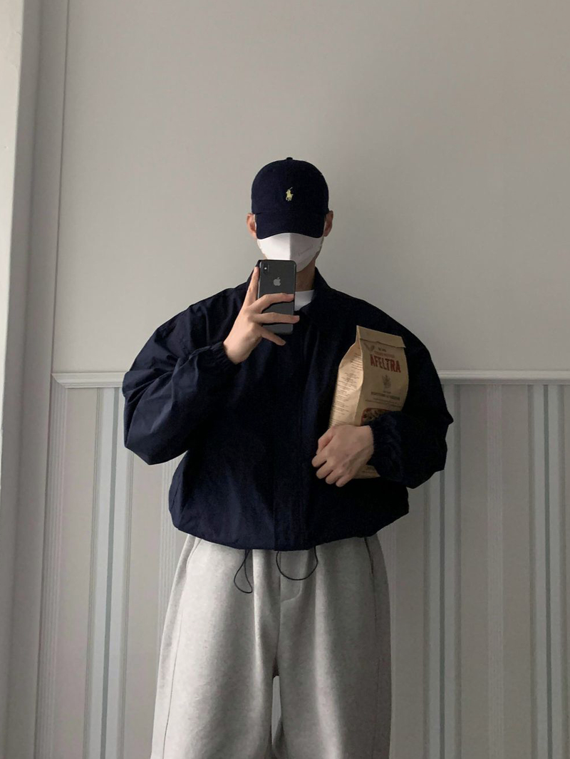 Nus. YEI Kara Windbreak Jacket
