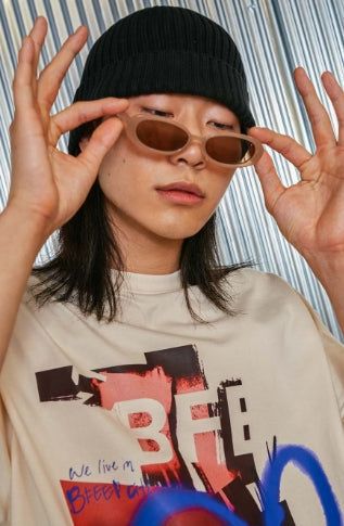 love city tee_ ivory