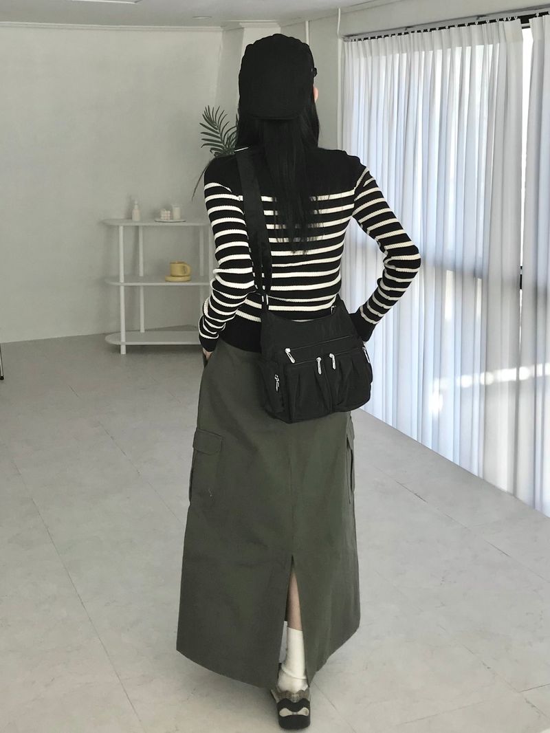 Lush back slit long skirt