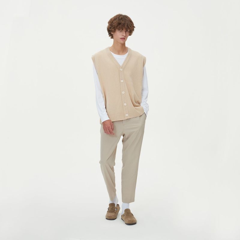 BUTTONS KNIT VEST_BEIGE