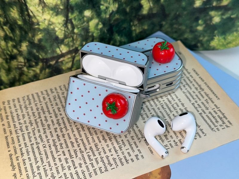 3D Tomato Dot Airpods Case