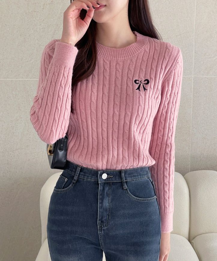iam mari（アイアム マリ）の「Zeno Ribbon Embroidery Cable Knit（Tops）」