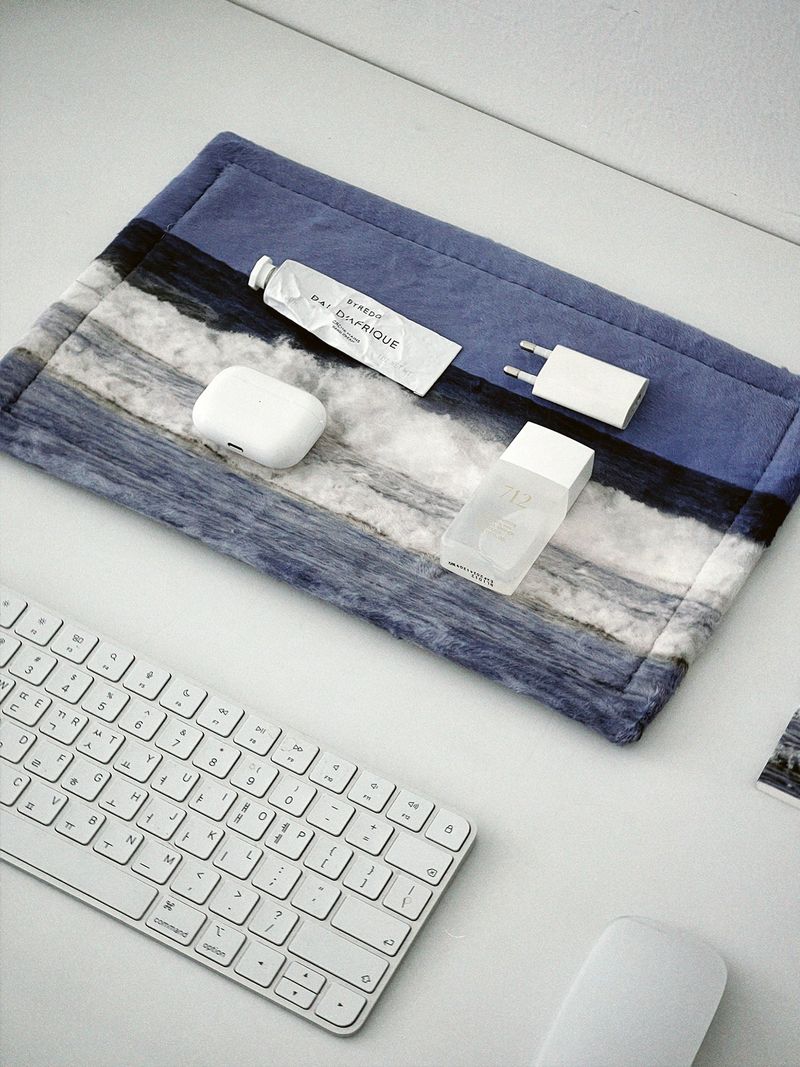 nature desk rug - blue pado