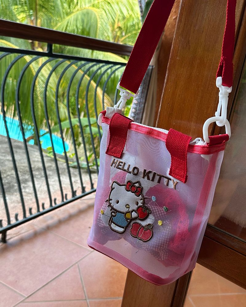 Apple Summer Mash Tote & Cross Beach Bag