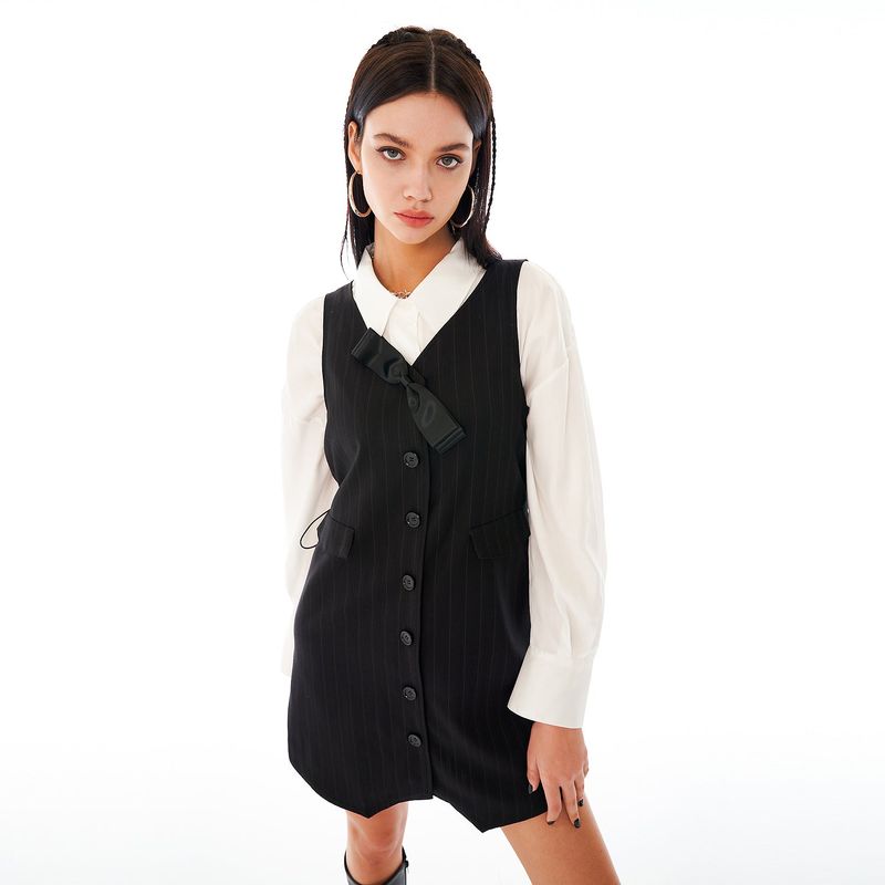 OTHER-worldly（アザーワールドリー）の「Ribbon Vest One-piece [Black]（Dresses）」