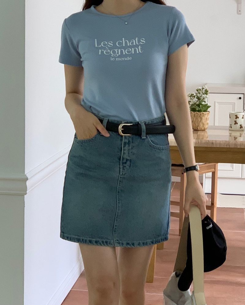 LES CHATS LETTERING T-SHIRTS SKY BLUE