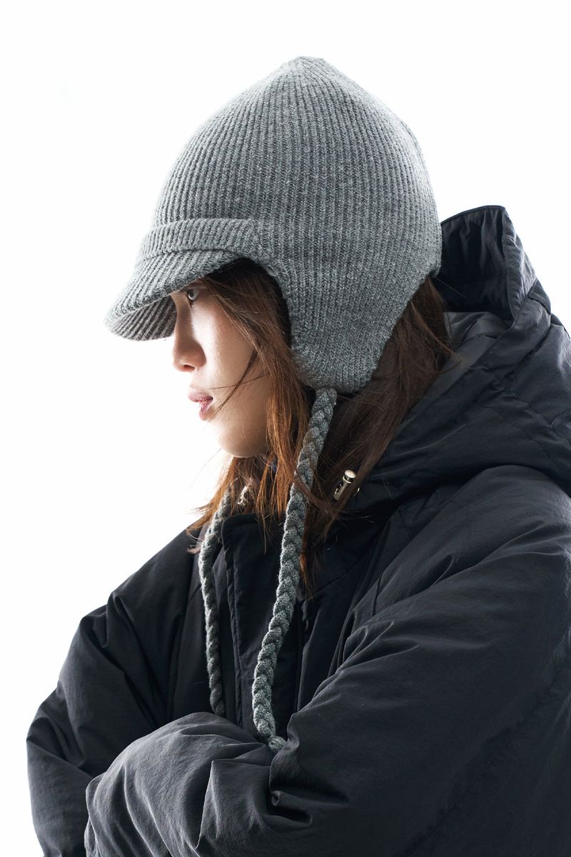 Raucohouse（ラウコハウス）の「Braided knit earflap cap（Hats）」