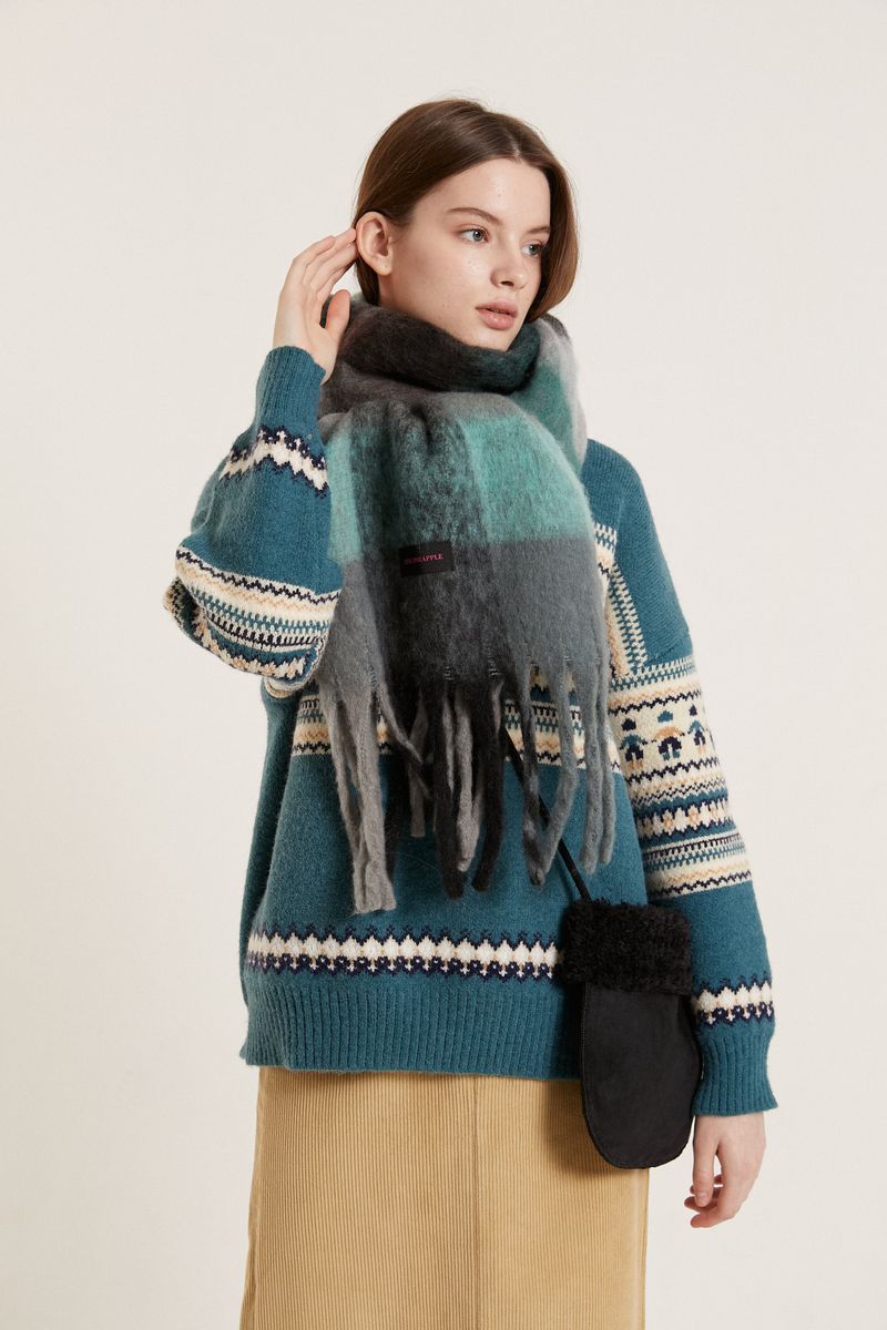PINK PINEAPPLE（ピンクパイナップル）の「COLORED CHECK MUFFLER_GREY（Fashion Accessories）」
