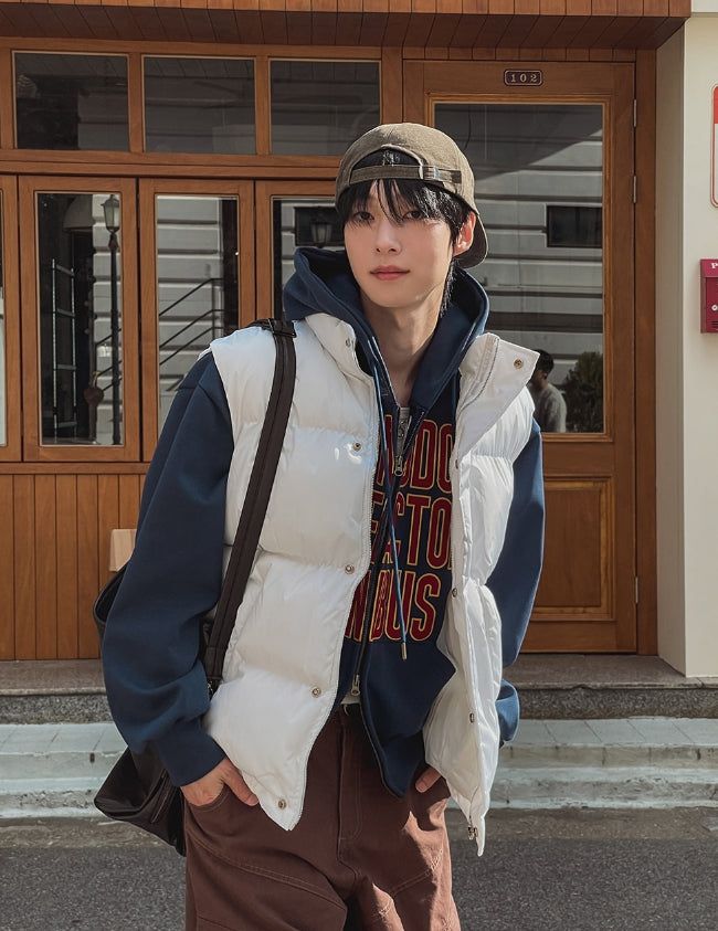 2PLAN(ツープラン)の「Keroppi Crop Padded Vest(Jackets/Outerwear)」