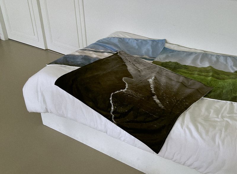 nature pillow blanket - mono seaside