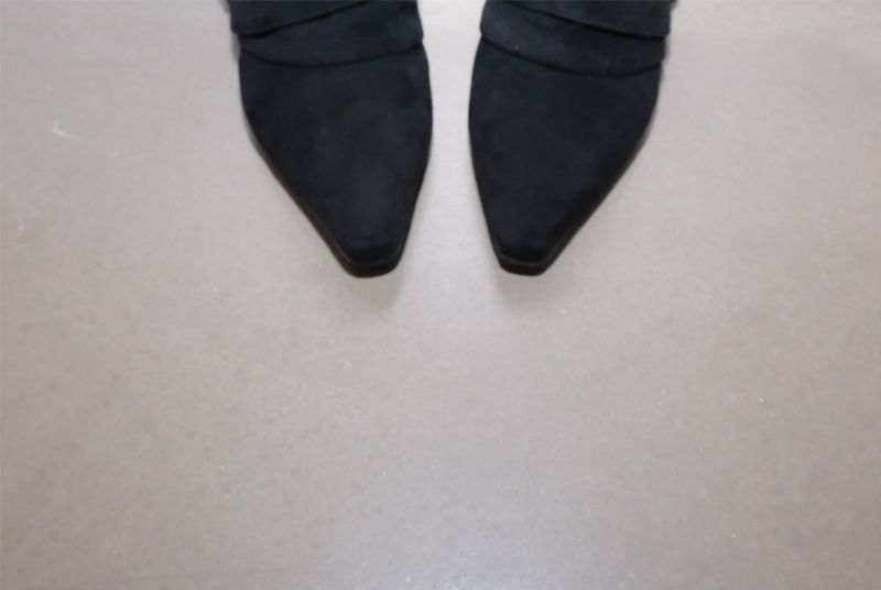 Hug belt boots _Black suede