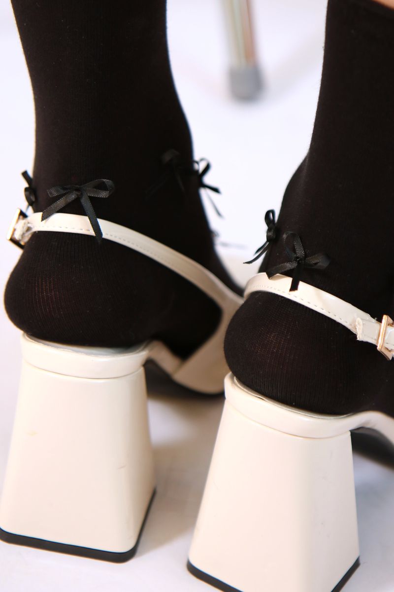 ribbon point socks (2colors)
